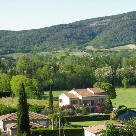Au Mas Des Graviers Bed & Breakfast Salavas Bagian luar foto